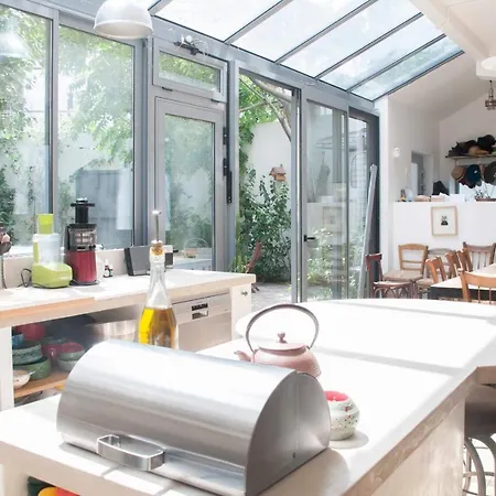 Magnificent Flat Near Paris